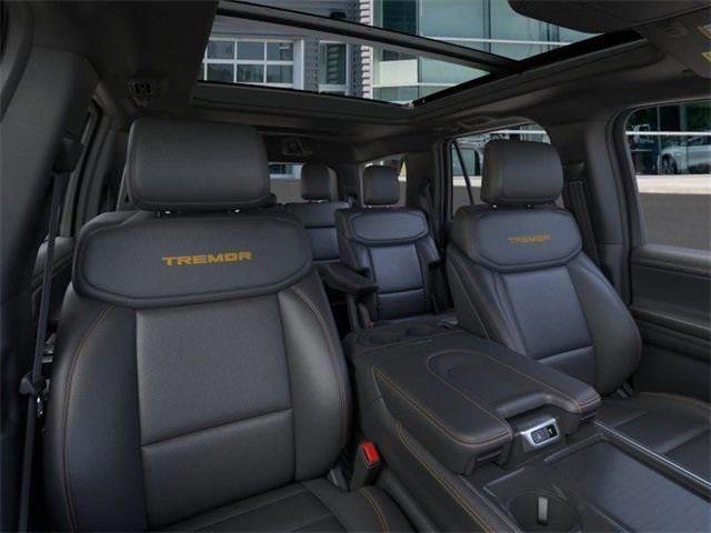 new 2025 Ford Expedition car, priced at $85,810