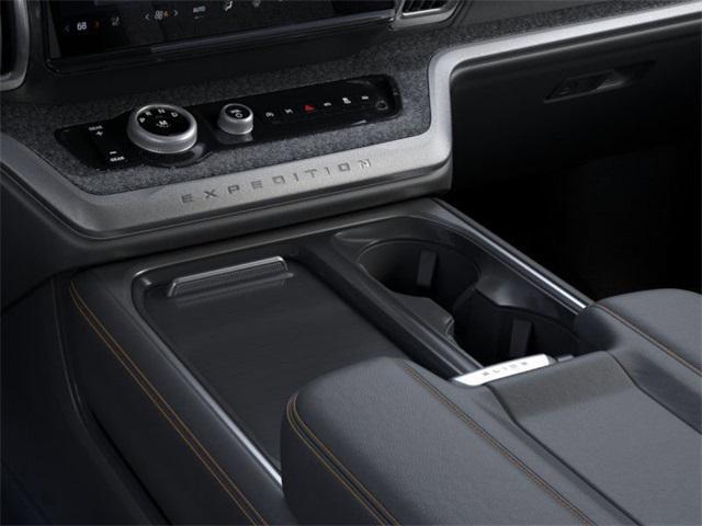 new 2025 Ford Expedition car, priced at $85,810