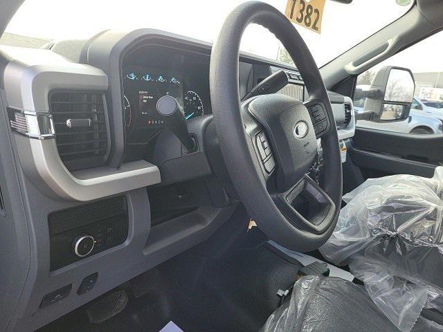 new 2023 Ford F-450 car, priced at $76,600