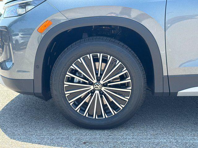 new 2025 Volkswagen Tiguan car, priced at $32,516