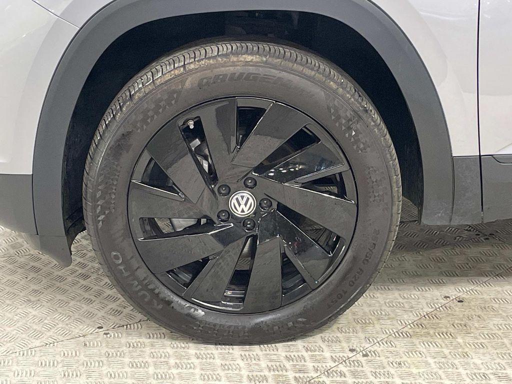 used 2024 Volkswagen Atlas car, priced at $36,995