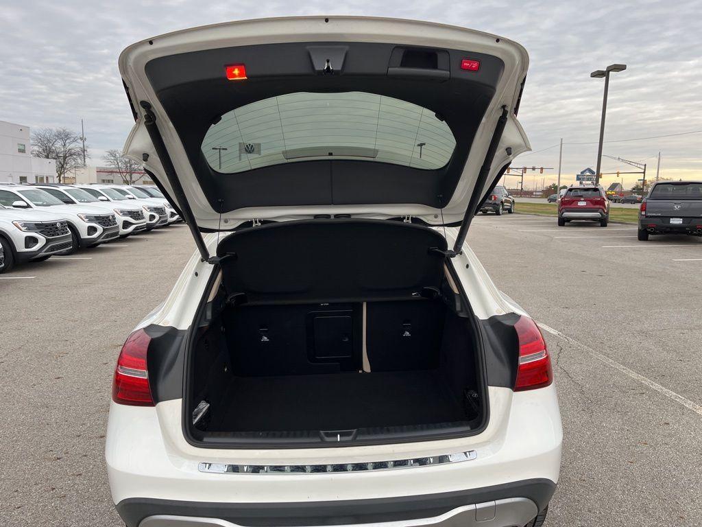 used 2019 Mercedes-Benz GLA 250 car, priced at $16,935