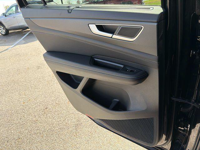 new 2026 Volkswagen Atlas Cross Sport car, priced at $46,506