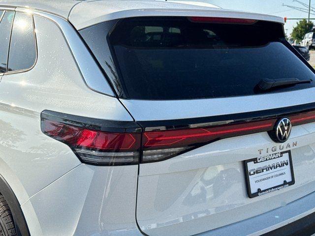 new 2025 Volkswagen Tiguan car, priced at $32,261