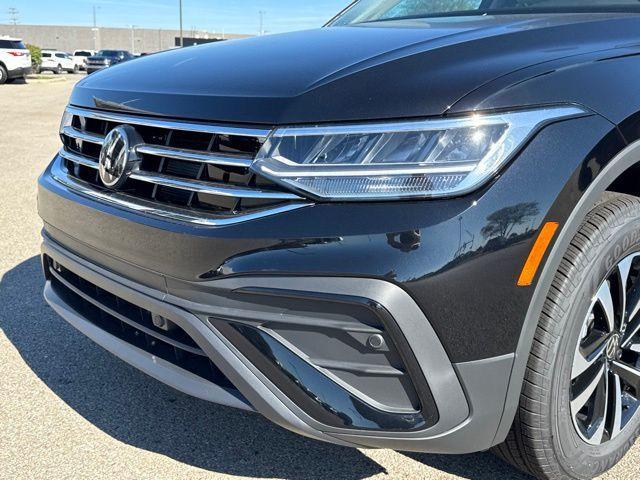 new 2024 Volkswagen Tiguan car, priced at $31,027