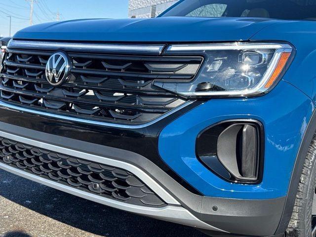 new 2025 Volkswagen Atlas Cross Sport car, priced at $43,963