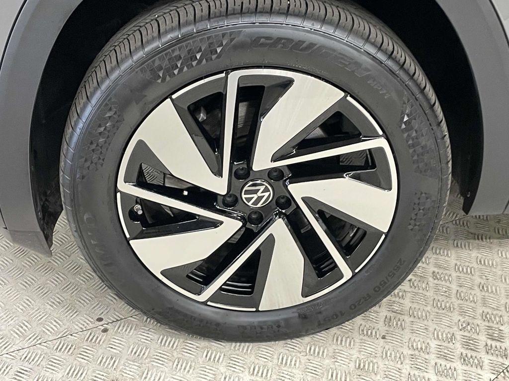 used 2024 Volkswagen Atlas car, priced at $37,750