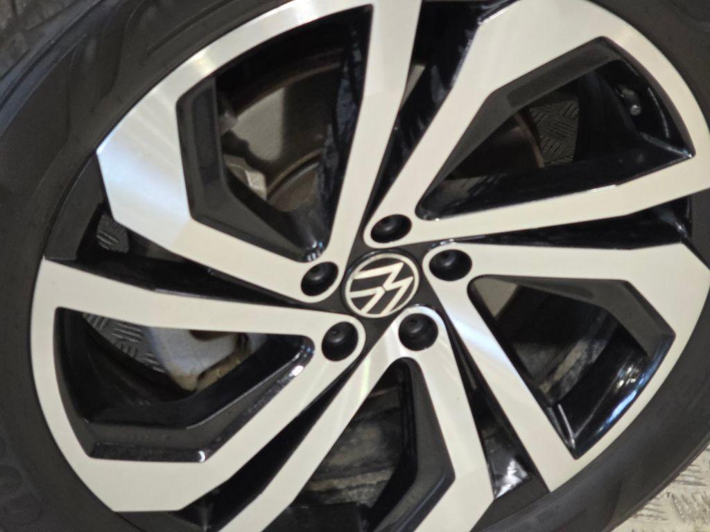 used 2023 Volkswagen Atlas car, priced at $33,329