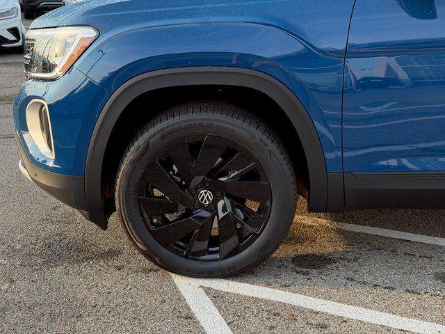 new 2026 Volkswagen Atlas car, priced at $46,546