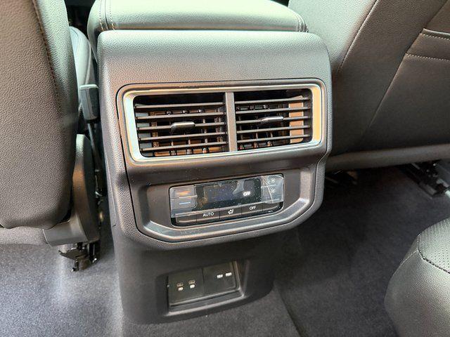 new 2026 Volkswagen Atlas car, priced at $46,546