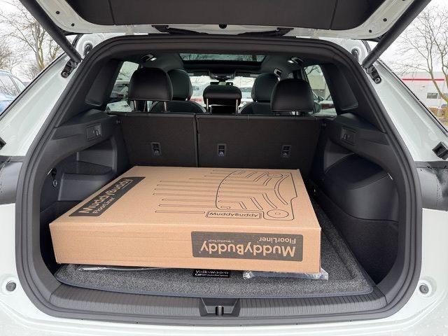 new 2026 Volkswagen Tiguan car, priced at $42,073