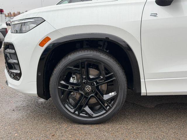 new 2026 Volkswagen Tiguan car, priced at $42,073