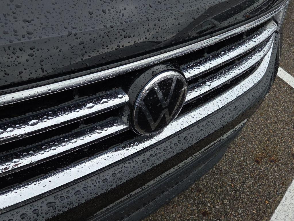 used 2022 Volkswagen Tiguan car, priced at $19,995