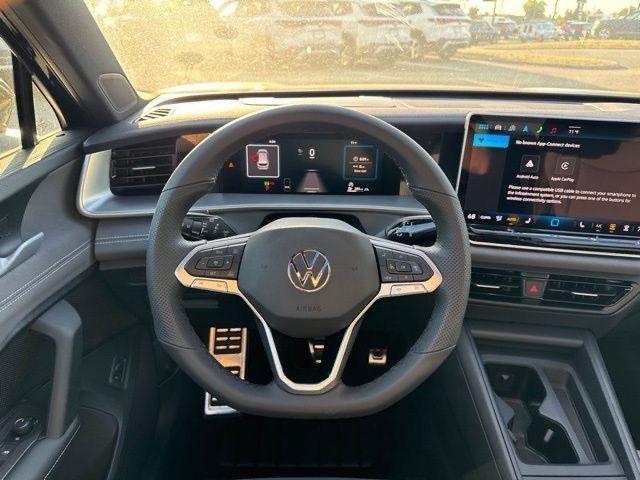 new 2025 Volkswagen Tiguan car, priced at $38,636
