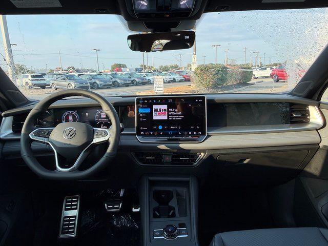 new 2025 Volkswagen Tiguan car, priced at $36,840