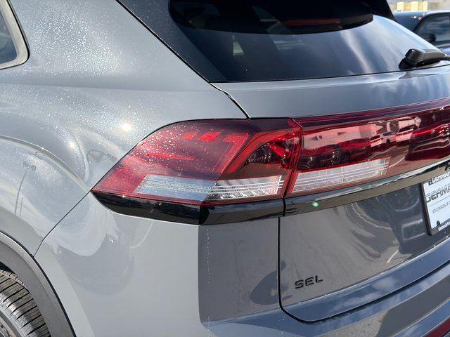 new 2026 Volkswagen Atlas Cross Sport car, priced at $49,224