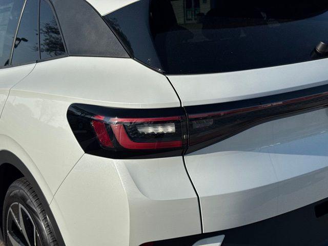 new 2025 Volkswagen ID.4 car, priced at $46,176