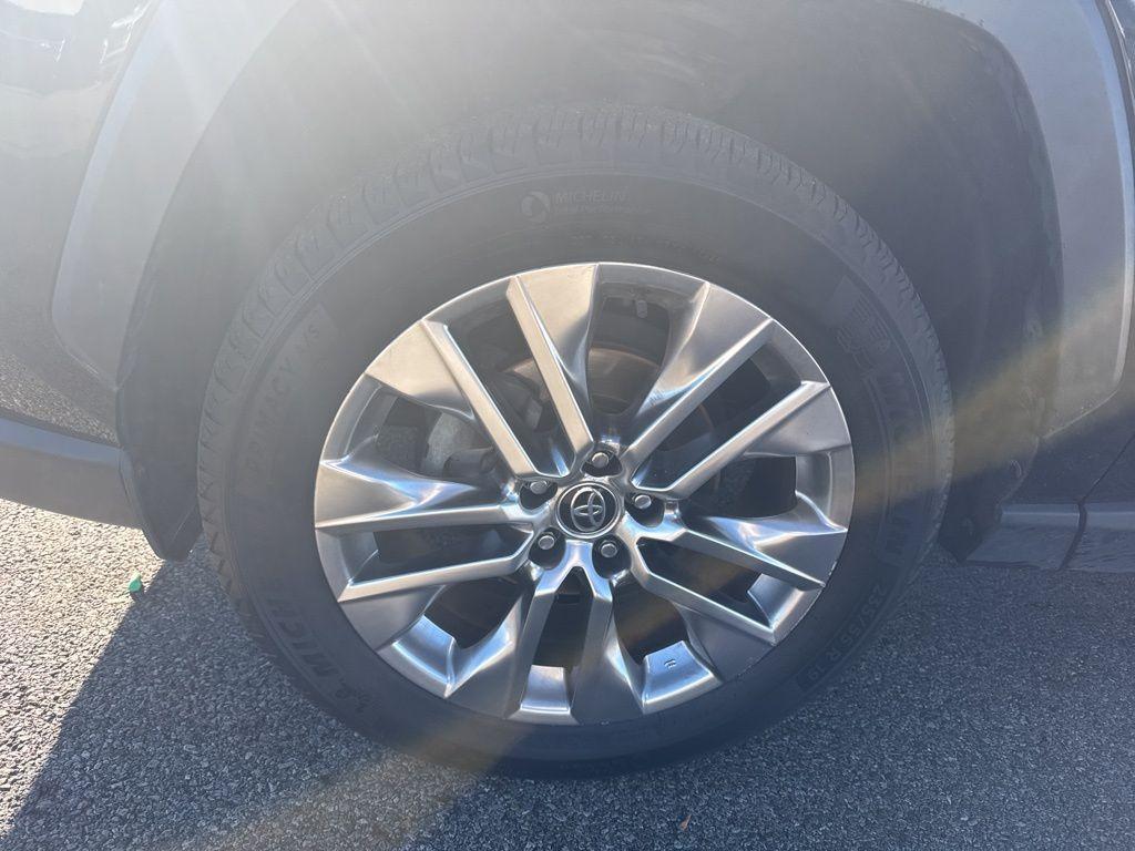 used 2021 Toyota RAV4 car, priced at $25,560