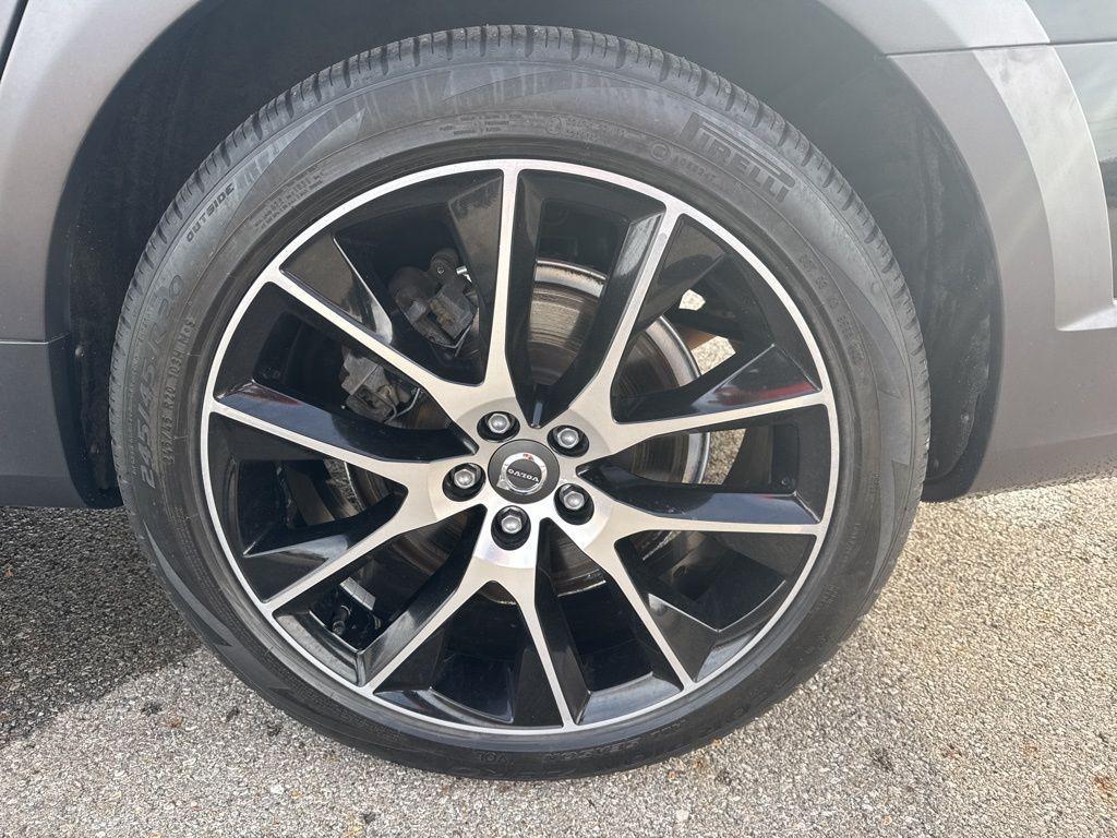 used 2018 Volvo V90 Cross Country car, priced at $26,875