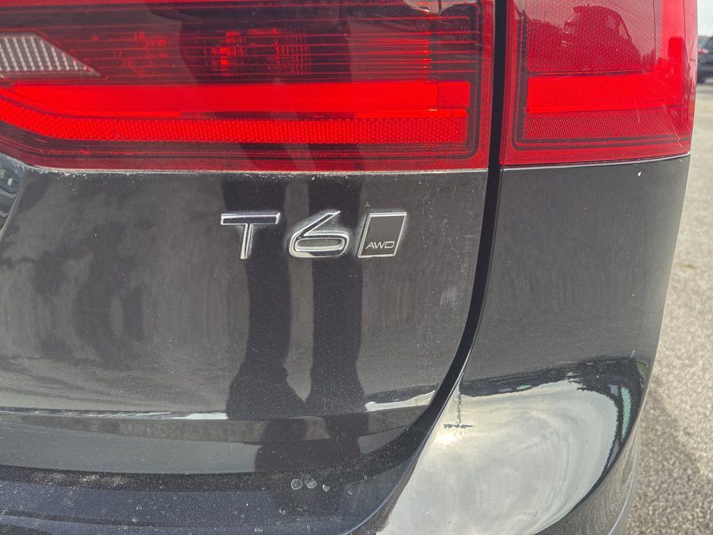 used 2018 Volvo V90 Cross Country car, priced at $26,875