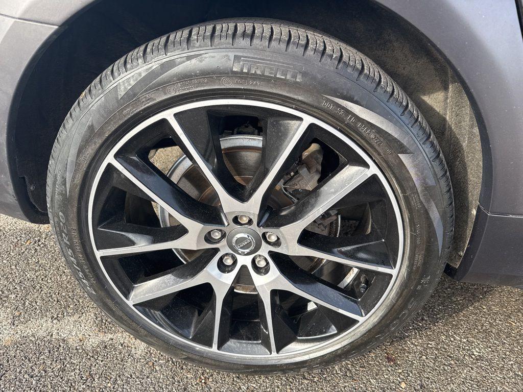 used 2018 Volvo V90 Cross Country car, priced at $26,875