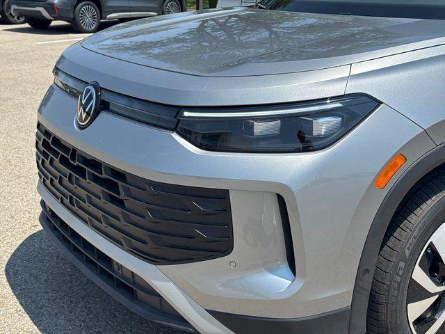 new 2025 Volkswagen Tiguan car, priced at $31,967