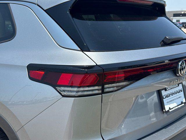 new 2025 Volkswagen Tiguan car, priced at $31,967