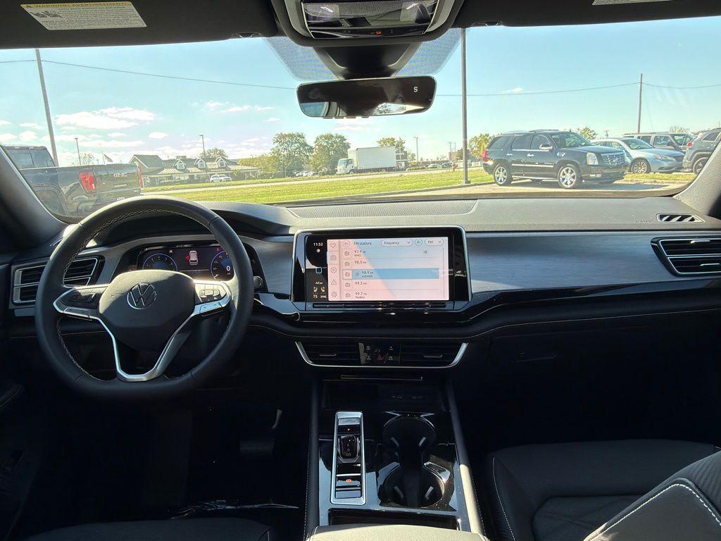 new 2026 Volkswagen Atlas Cross Sport car, priced at $44,876