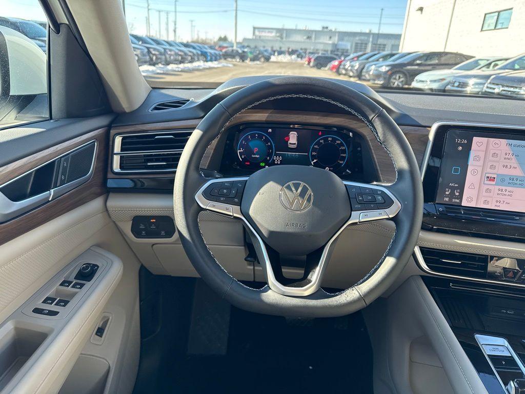 new 2025 Volkswagen Atlas car, priced at $43,295