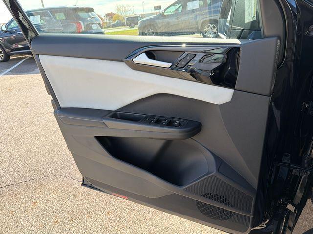 new 2025 Volkswagen Taos car, priced at $25,546