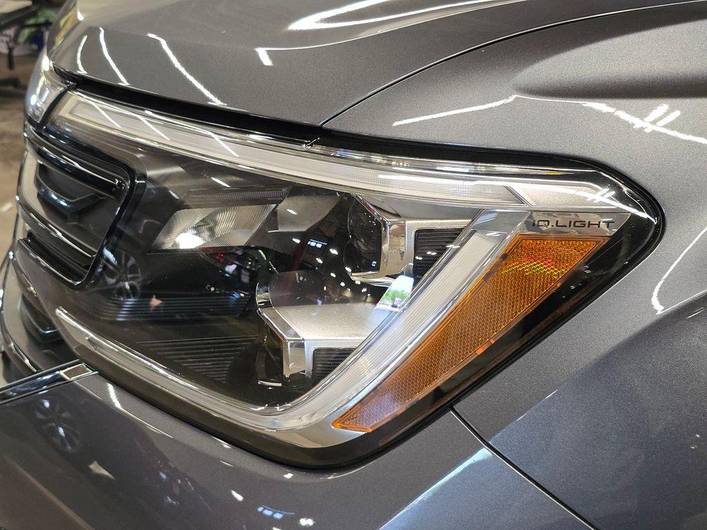 used 2024 Volkswagen Atlas car, priced at $42,995