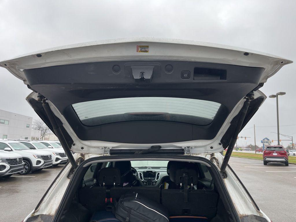 used 2020 Chevrolet Equinox car, priced at $15,040