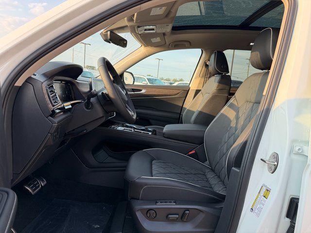 new 2026 Volkswagen Atlas car, priced at $54,142