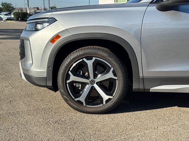 new 2025 Volkswagen Tiguan car, priced at $34,209