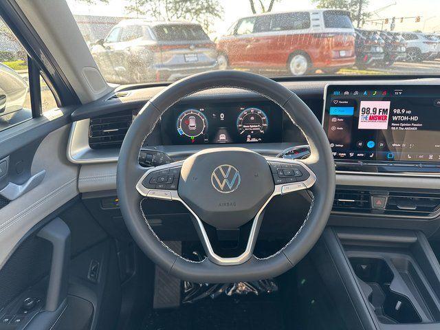 new 2025 Volkswagen Tiguan car, priced at $34,209