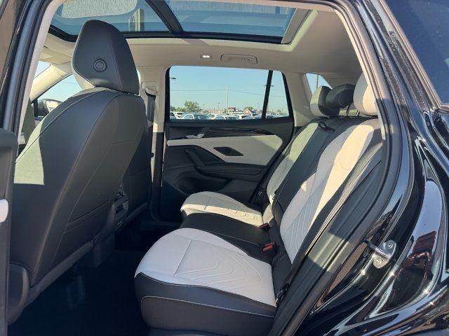 new 2025 Volkswagen Tiguan car, priced at $34,935