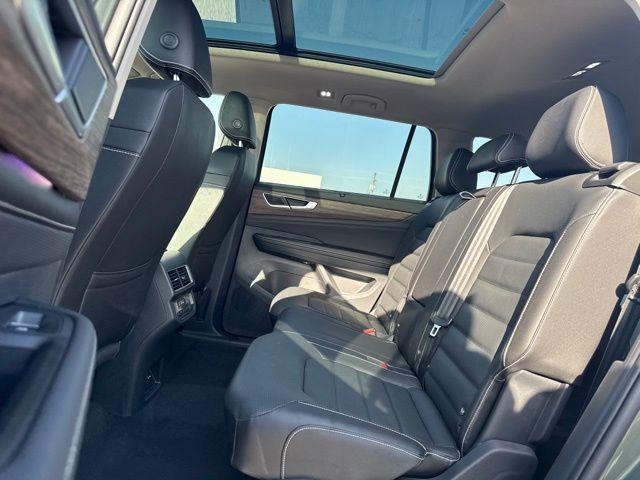 new 2025 Volkswagen Atlas car, priced at $48,301