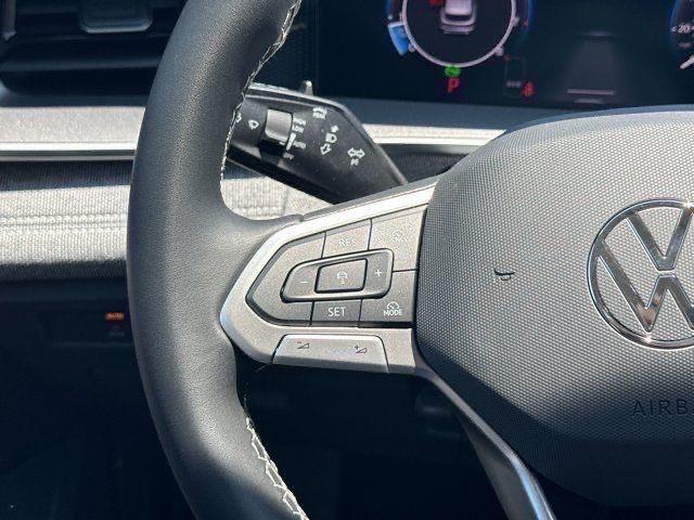 new 2025 Volkswagen Tiguan car, priced at $30,203