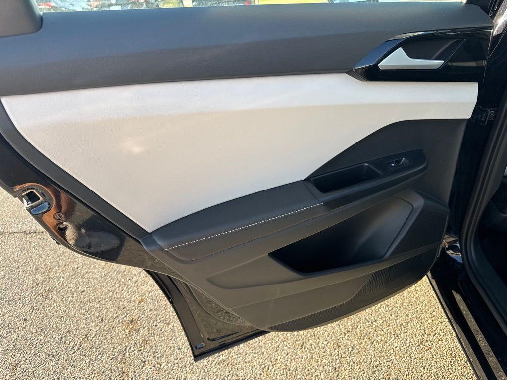 new 2025 Volkswagen Taos car, priced at $25,909