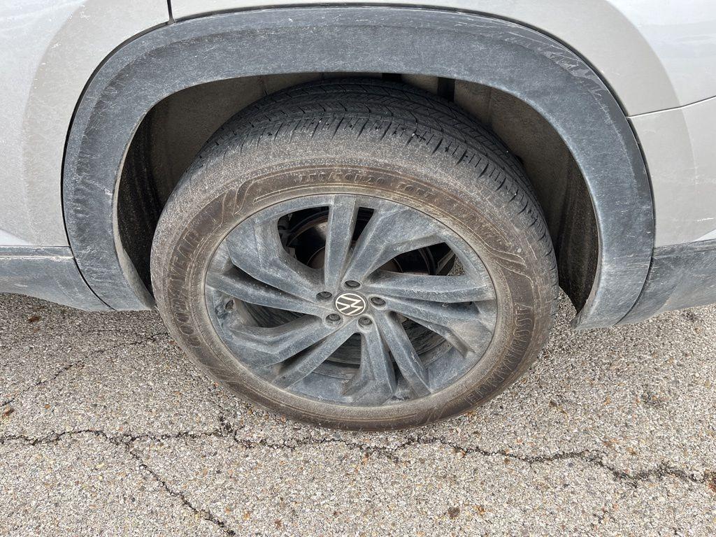 used 2022 Volkswagen Atlas car, priced at $25,380
