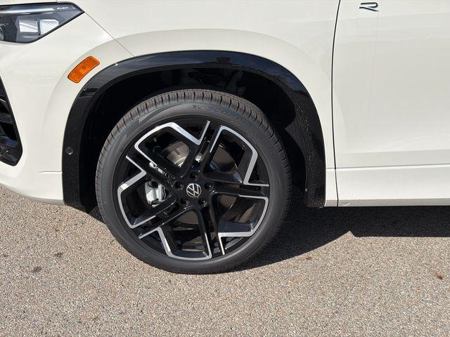 new 2026 Volkswagen Tiguan car, priced at $45,252