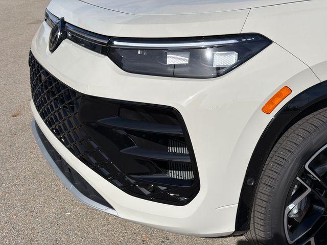 new 2026 Volkswagen Tiguan car, priced at $45,252