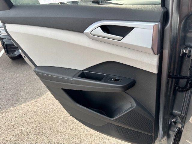 new 2025 Volkswagen Taos car, priced at $30,696
