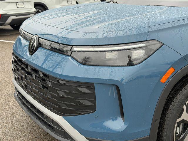 new 2026 Volkswagen Tiguan car, priced at $35,699