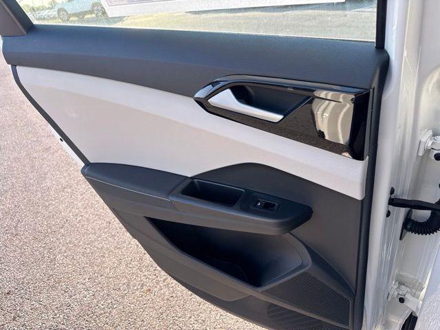 new 2025 Volkswagen Taos car, priced at $27,011