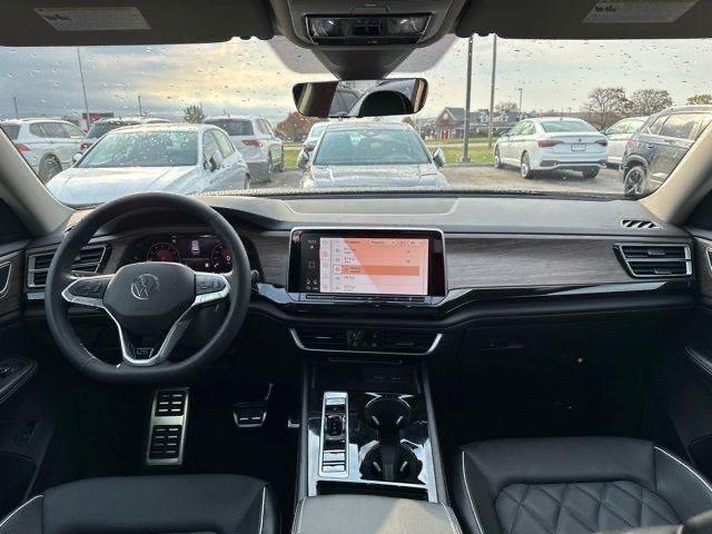 new 2025 Volkswagen Atlas car, priced at $55,175