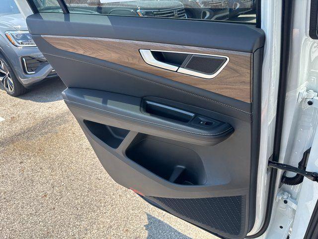 new 2025 Volkswagen Atlas car, priced at $36,997