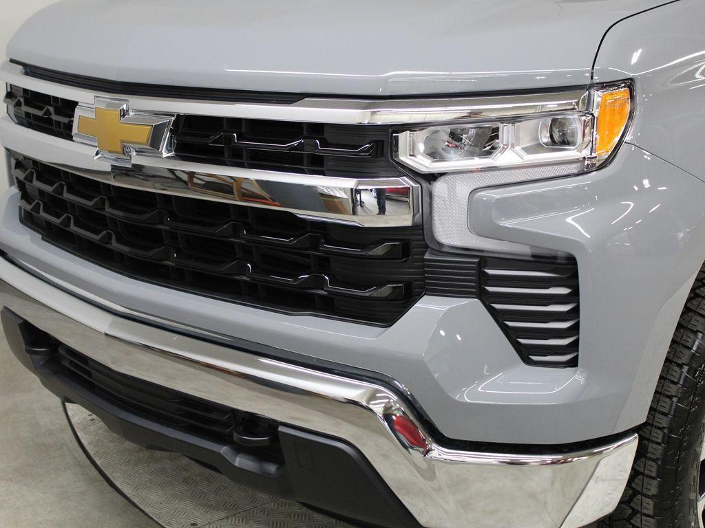 used 2024 Chevrolet Silverado 1500 car, priced at $45,318