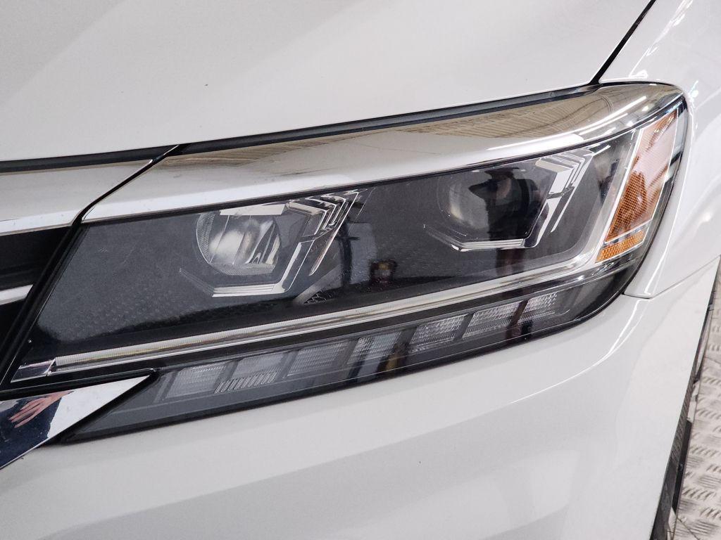 used 2022 Volkswagen Passat car, priced at $20,791