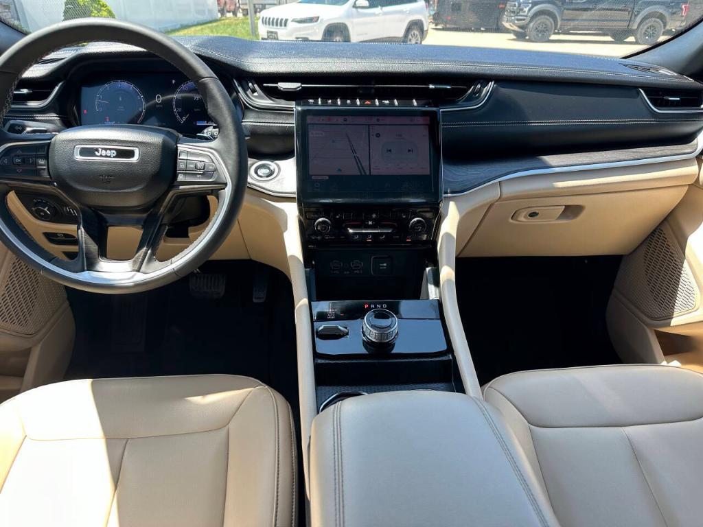 used 2024 Jeep Grand Cherokee car, priced at $39,249